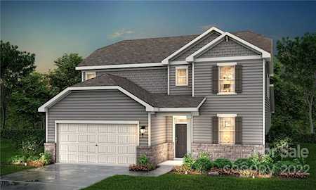 3328 Bluff Hill Ln Charlotte, NC 28215