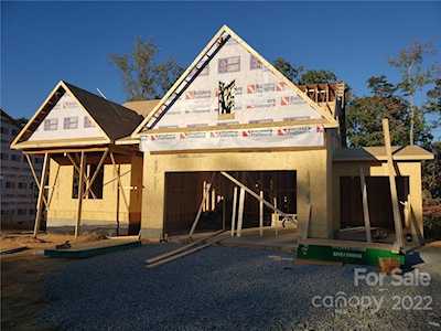 6129 Sandy Point Ln Belmont, NC 28012