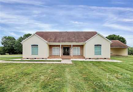 1120 Baron Rd Waxhaw, NC 28173