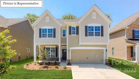 2920 Winding River Dr Charlotte, NC 28214
