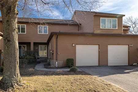 32 Acorn Lane Yorktown Heights, NY 10598
