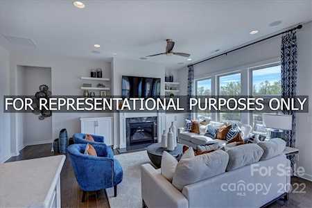 18022 Grey Mossrun Dr Charlotte, NC 28278