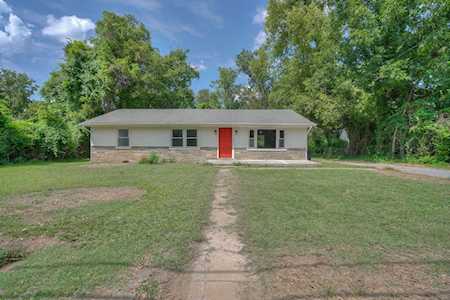 206 W Lokey Ave Murfreesboro, TN 37130