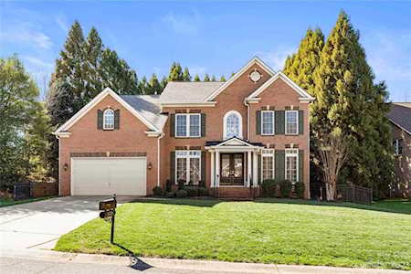 11228 Stonebriar Dr Charlotte, NC 28277