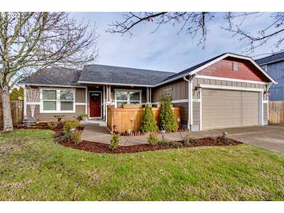 25211 Irenic AVE Veneta, OR 97487