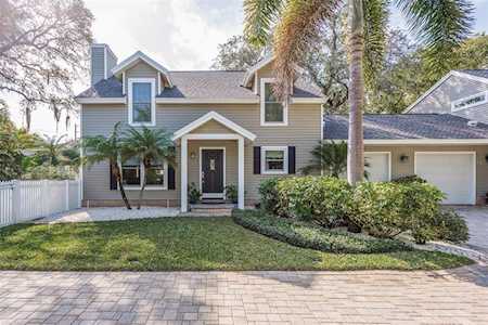 557 Florida Ave Palm Harbor, FL 34683