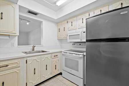 128 Lehane Terrace #204 North Palm Beach, FL 33408