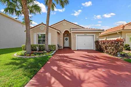8025 Pelican Harbour Drive Lake Worth, FL 33467