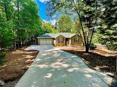 13554 Pine Harbor Rd Charlotte, NC 28278