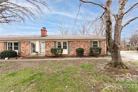 7213 Lillian Way Charlotte, NC 28226