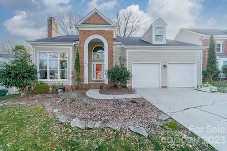 2019 Watlington Dr Charlotte, NC 28270