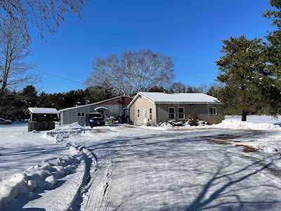 N2501 Pioneer Rd Clintonville, Town of Belle Plaine, WI 54929