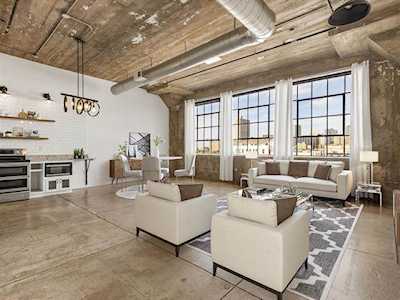 120 Saint Louis Avenue #302 Fort Worth, TX 76104