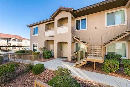 2305 W Horizon Ridge Parkway #2024 Henderson, NV 89052