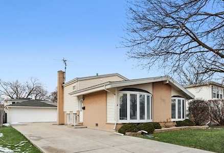 1214 S Mitchell Ave Arlington Heights, IL 60005