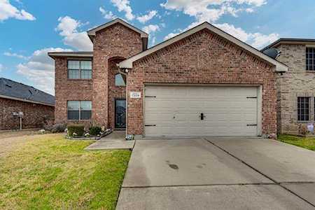 7209 Fossil Creek Drive Arlington, TX 76002