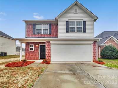 5054 Ashley Place Dr Bessemer City, NC 28016