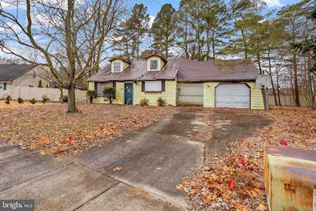 6 Ray Smith Rd Sicklerville, NJ 08081