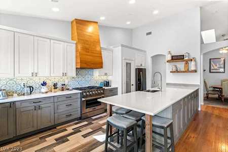 10741 Huntington Hills Dr Las Vegas, NV 89144
