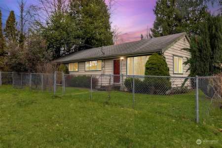 12804 156th Ave SE Renton, WA 98059