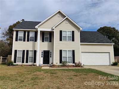 14801 Cane Field Dr Charlotte, NC 28273