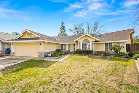 2625 Stamp Mill Court Carmichael, CA 95608