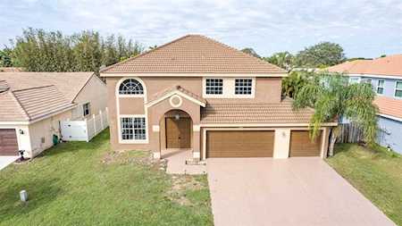 8903 Jaspers Drive Boynton Beach, FL 33472