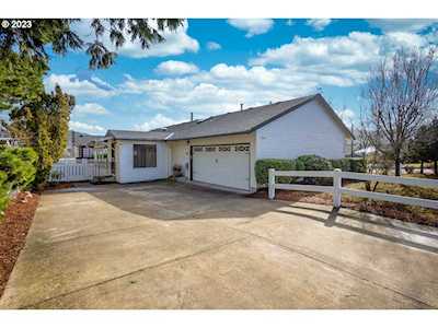 2938 SW Tegart AVE Gresham, OR 97080