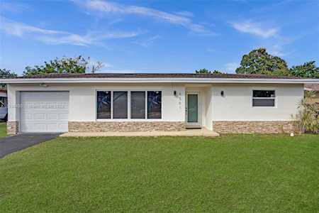 4501 NW 32nd Court Lauderdale Lakes, FL 33319