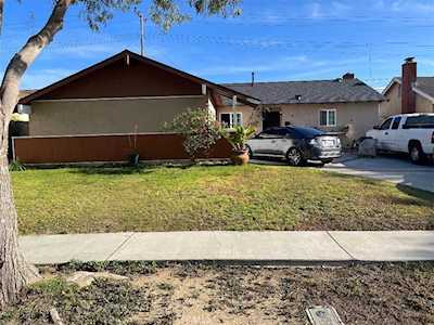 4762 Scenario Dr Huntington Beach, CA 92649
