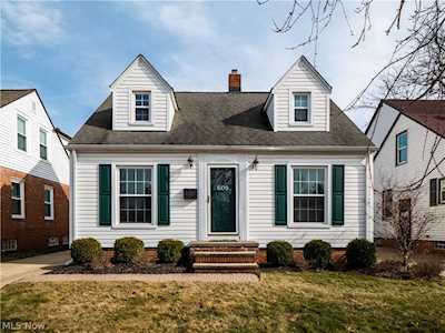 609 S Kensington Rd Rocky River, OH 44116