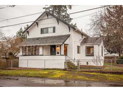 6537 SE 67th AVE Portland, OR 97206