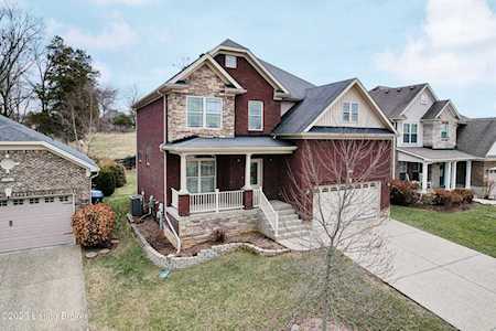 8631 Oaks Way Louisville, KY 40299