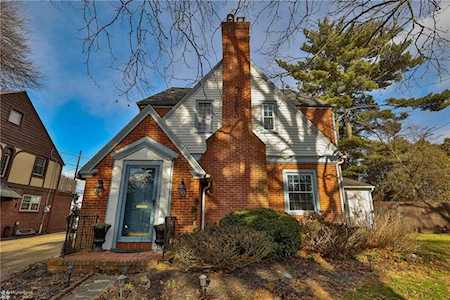 1029 Lehigh Parkway Allentown, PA 18103