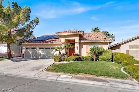 8724 Las Posas Ave Las Vegas, NV 89147