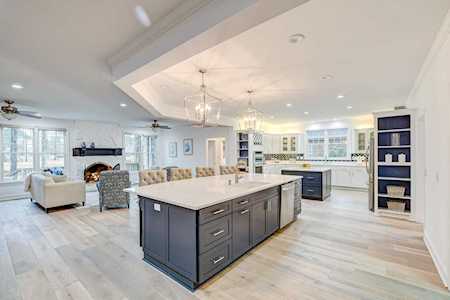 4204 Persimmon Woods Drive North Charleston, SC 29420