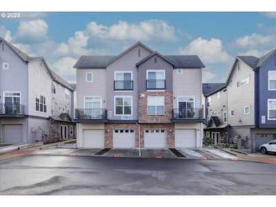 10842 NE Red Wing WAY #204 Hillsboro, OR 97006