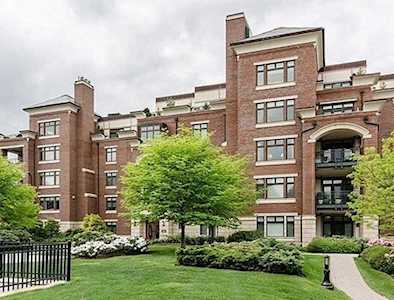 120 Seaver St #C101 Brookline, MA 02445