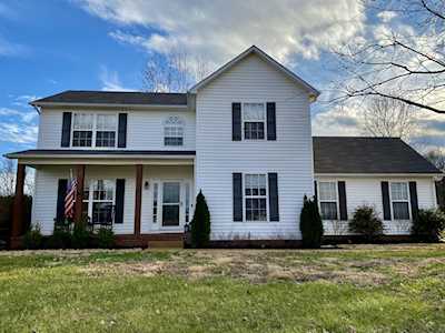 1825 Autumn Ln Columbia, TN 38401