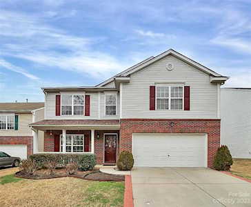 4728 Meadowfield Rd Charlotte, NC 28215