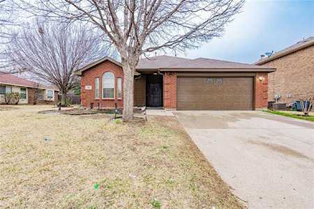 716 Pheasant Road Saginaw, TX 76131