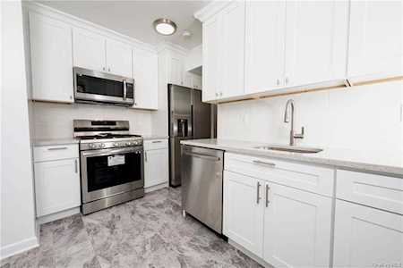 4 Sadore Lane #4S Yonkers, NY 10710