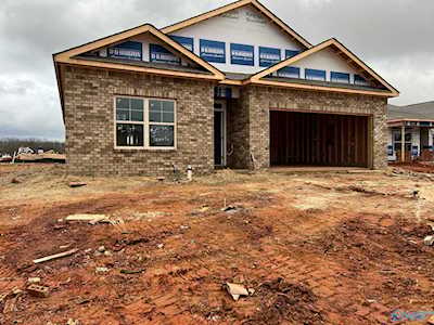 6575 NW Jacaranda Drive Huntsville, AL 35806