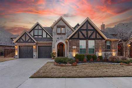 8204 Bankside The Colony, TX 75056