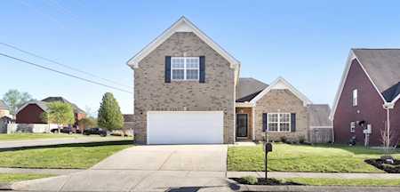 4055 Locerbie Cir Spring Hill, TN 37174