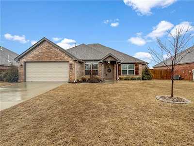 7509 Charlotte Ave Springdale, AR 72762