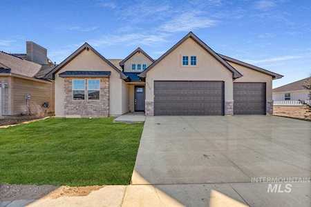 1117 W Eiger Drive Nampa, ID 83686