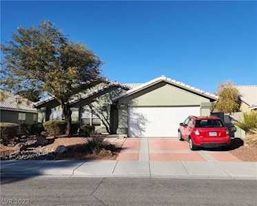 6804 Beach Nest Ave Las Vegas, NV 89130