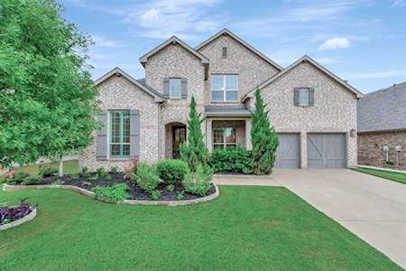 908 Highpoint Way Roanoke, TX 76262