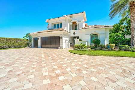 1703 W Hemingway Drive Juno Beach, FL 33408